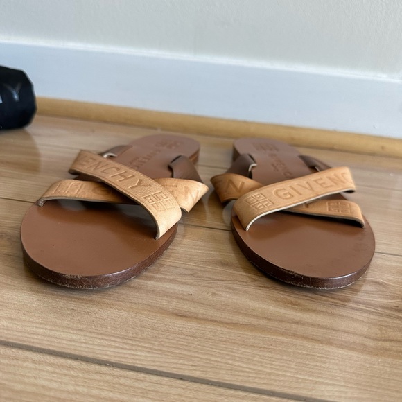Givenchy Logo Slide Sandals Tan - Picture 5 of 9